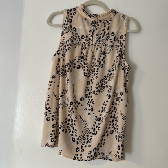 Torrid Tank - Picture 2 of 2